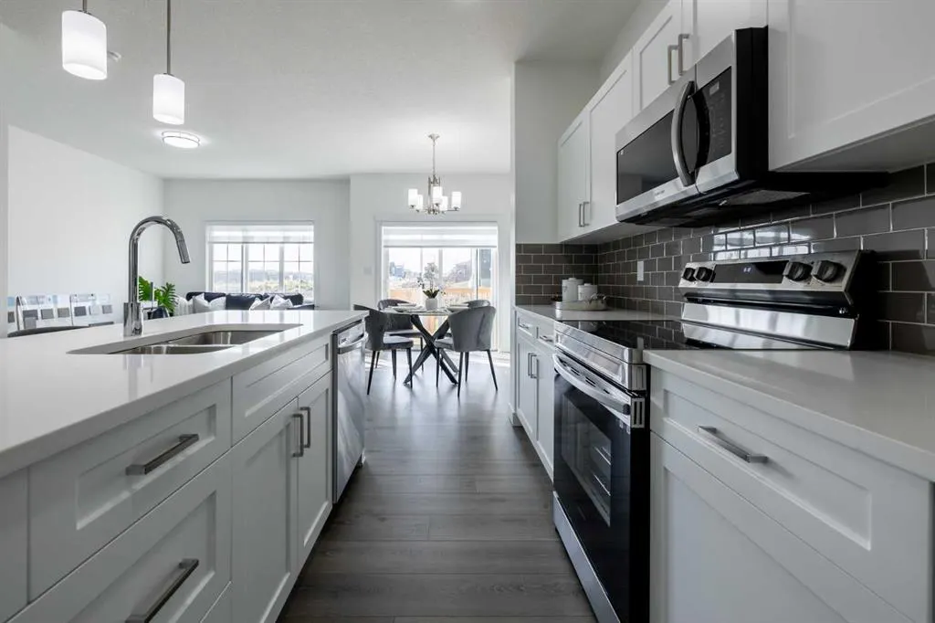 721 Clearview Green