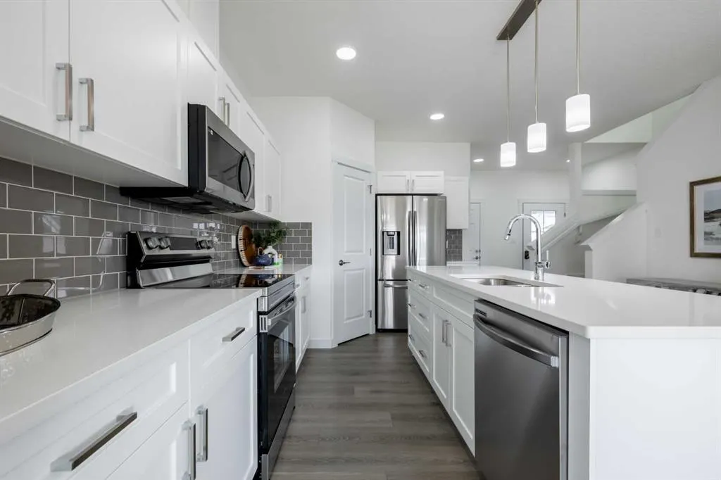721 Clearview Green