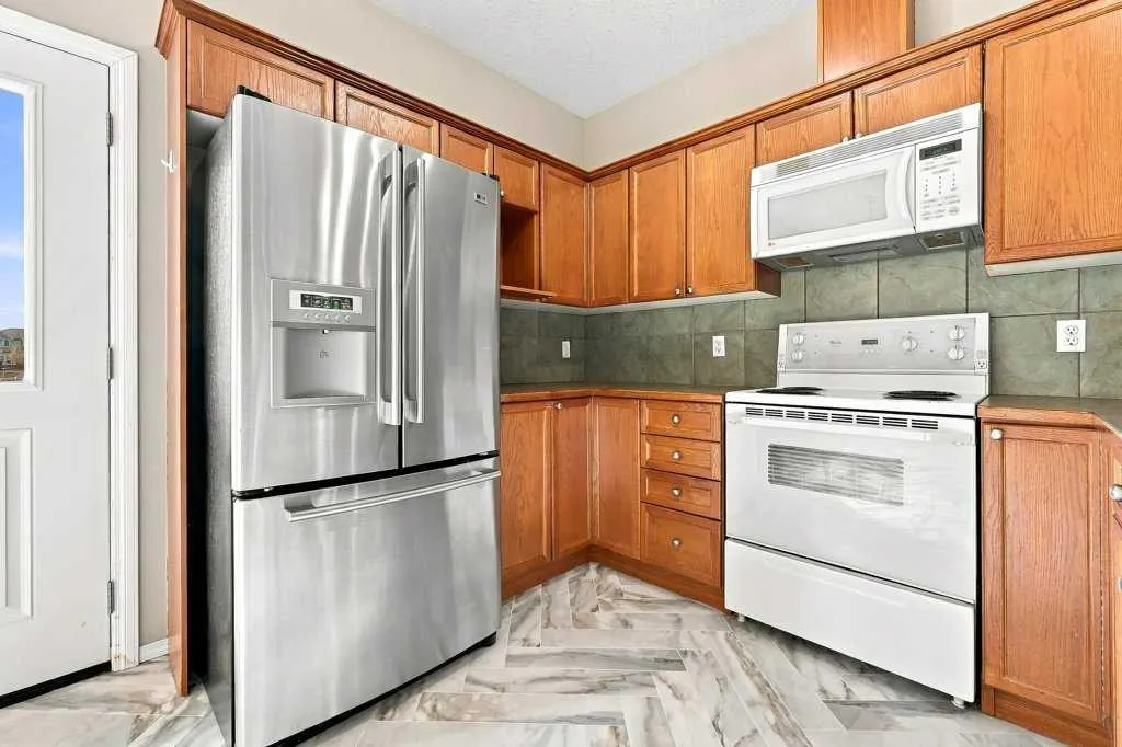 2005 Luxstone Boulevard SW #303