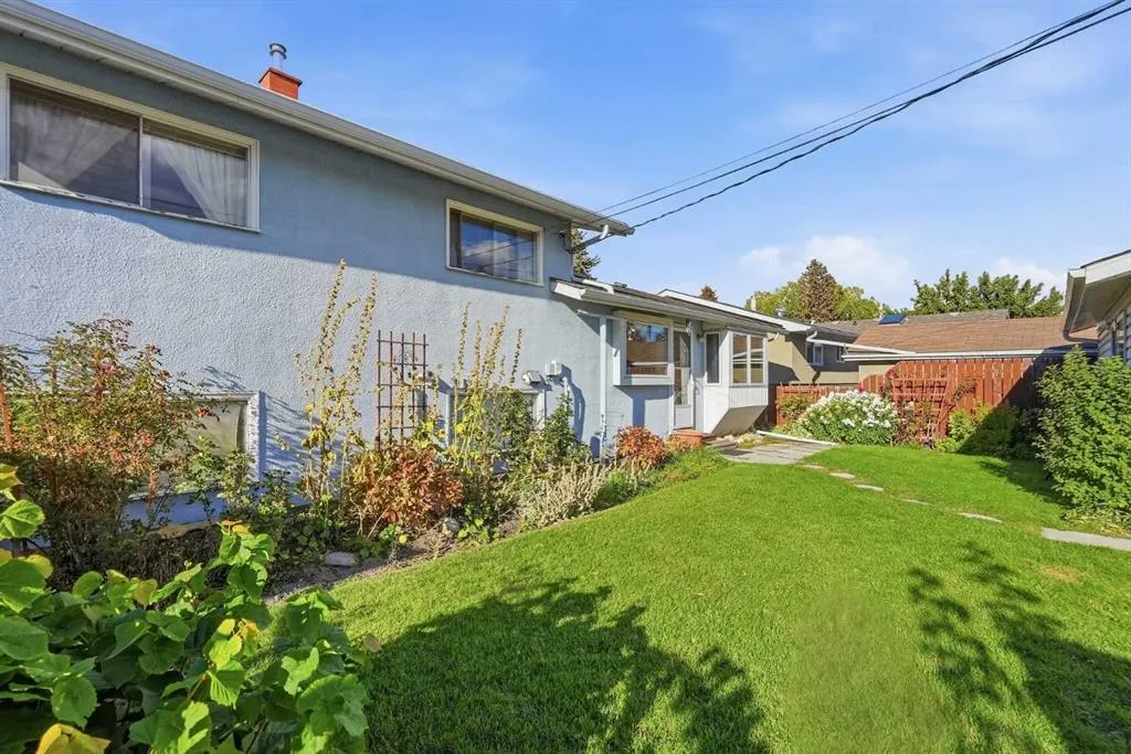 120 Fairview Crescent SE