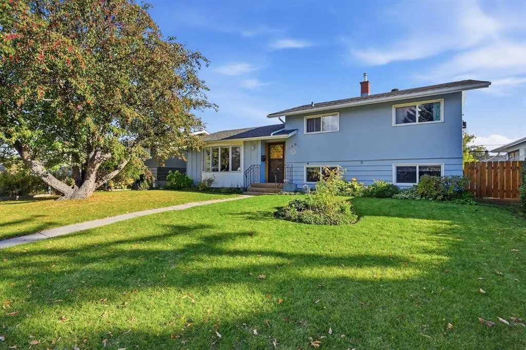 120 Fairview Crescent SE