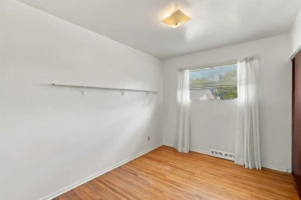 120 Fairview Crescent SE