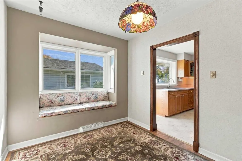 120 Fairview Crescent SE