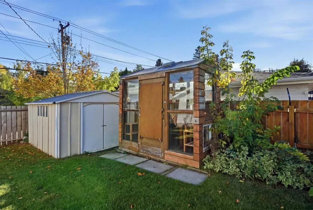 120 Fairview Crescent SE