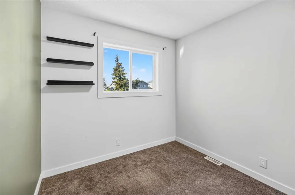 33 Kirsch Close