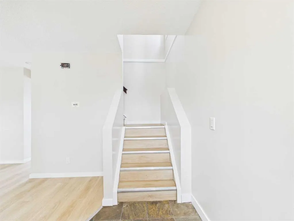 140 martindale Boulevard NE