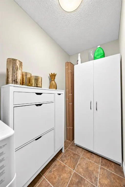 1810 11 Avenue SW #206