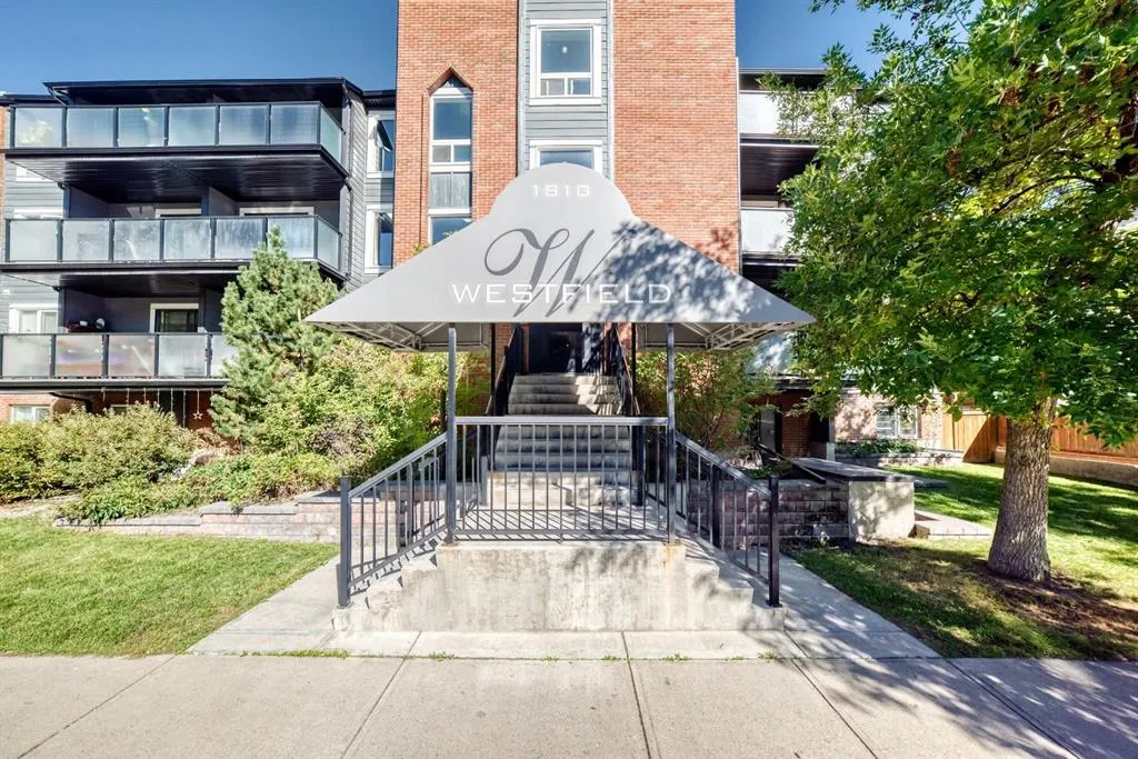 1810 11 Avenue SW #206