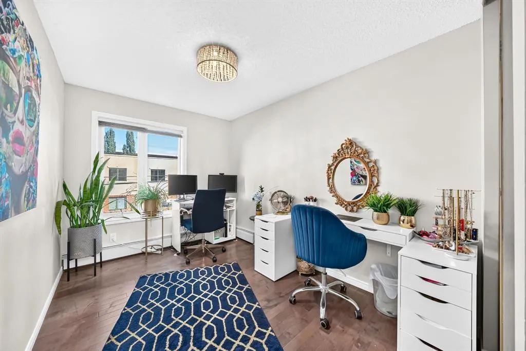 1810 11 Avenue SW #206