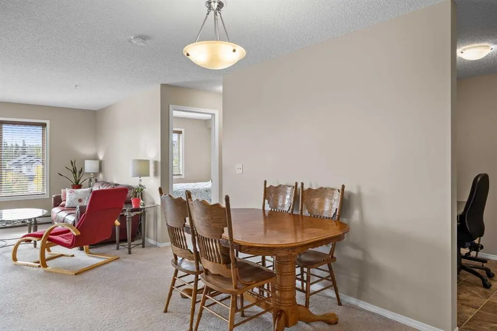195 Kincora Glen Road NW #324