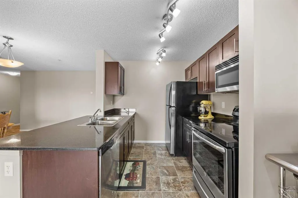 195 Kincora Glen Road NW #324