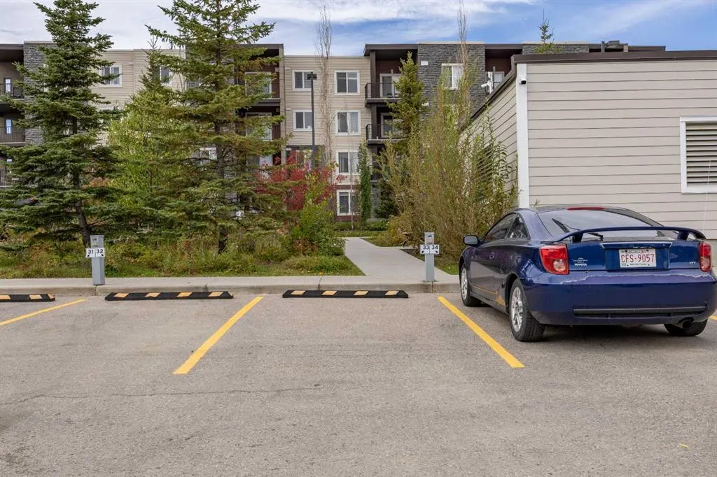 195 Kincora Glen Road NW #324