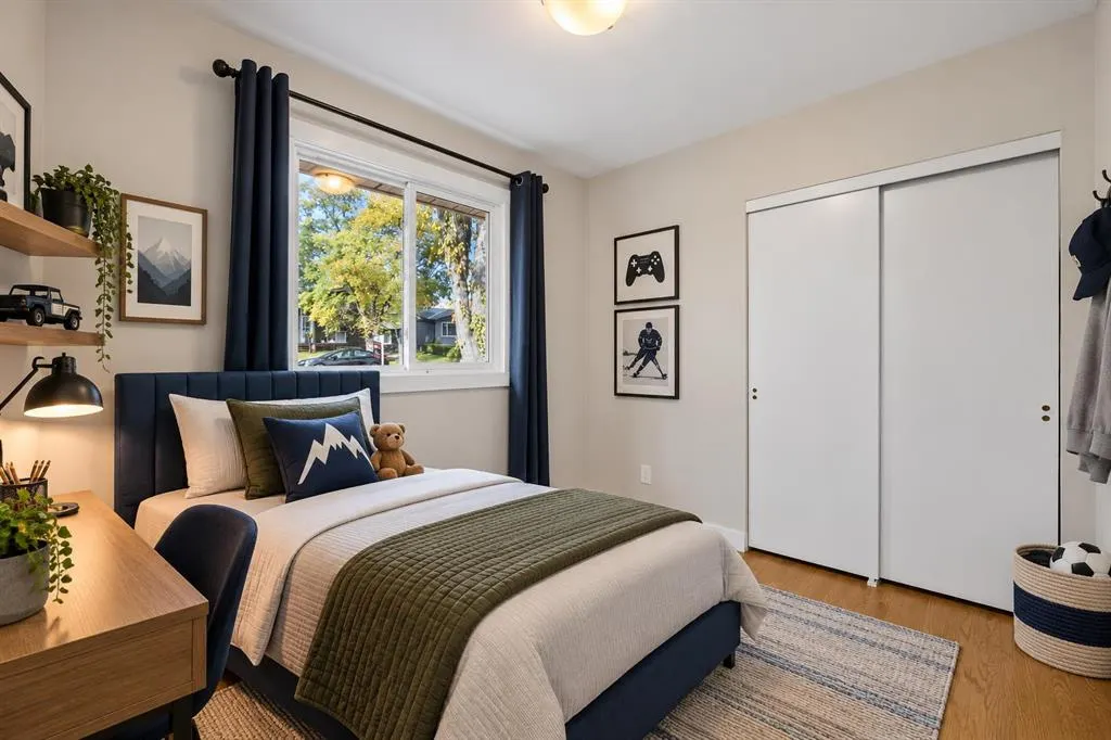 48 Selkirk Drive SW
