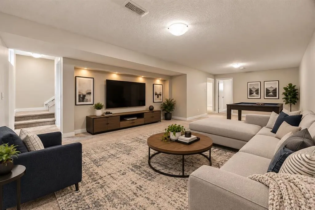 48 Selkirk Drive SW