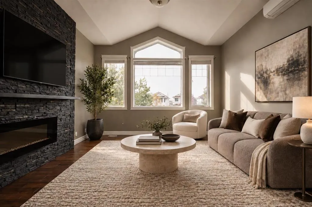329 Archibald Close