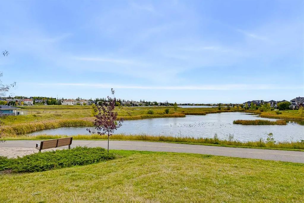 212 Lakepointe Drive