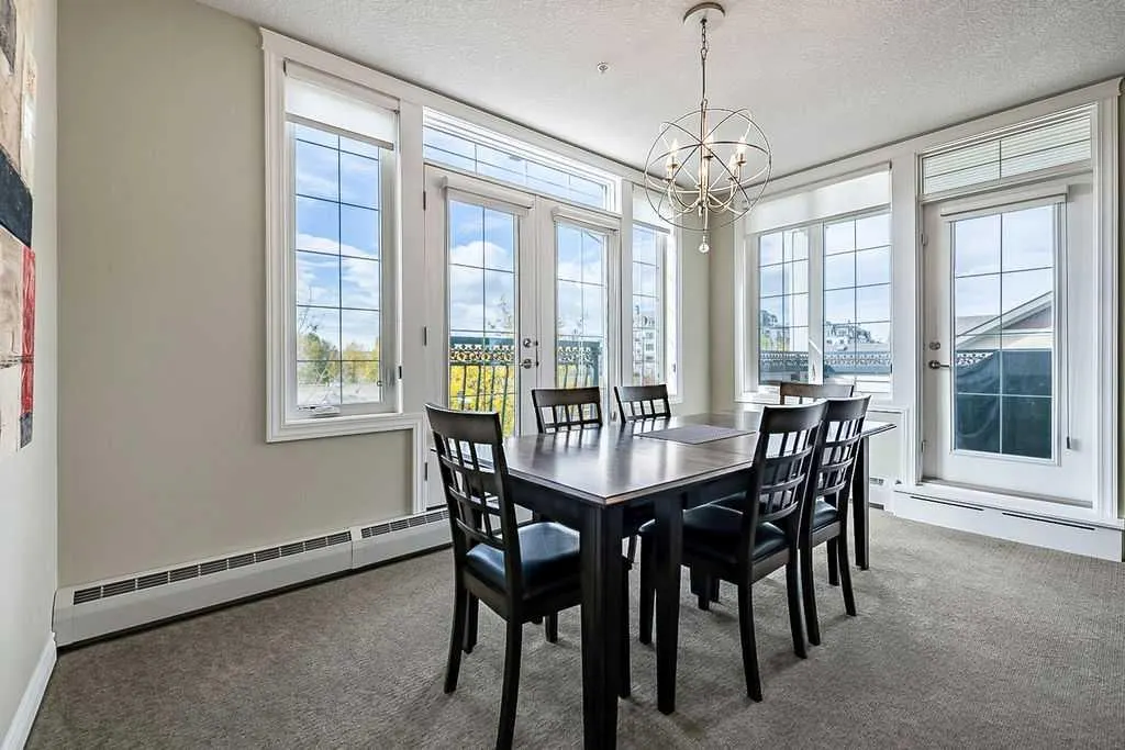 39 Quarry Gate SE #204