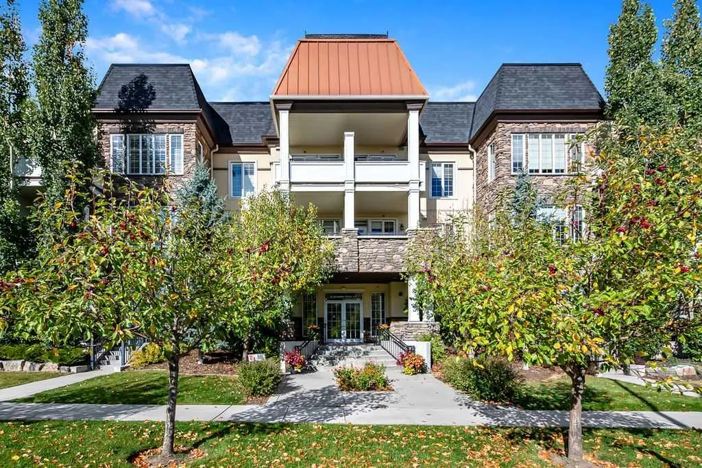 39 Quarry Gate SE #204