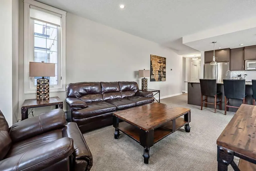 39 Quarry Gate SE #204