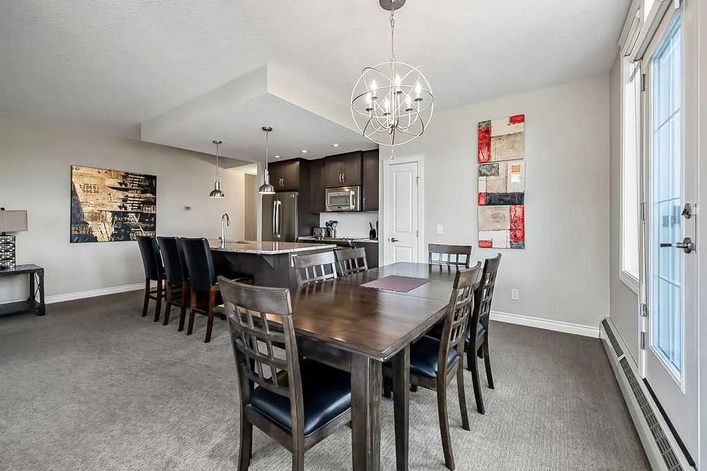 39 Quarry Gate SE #204