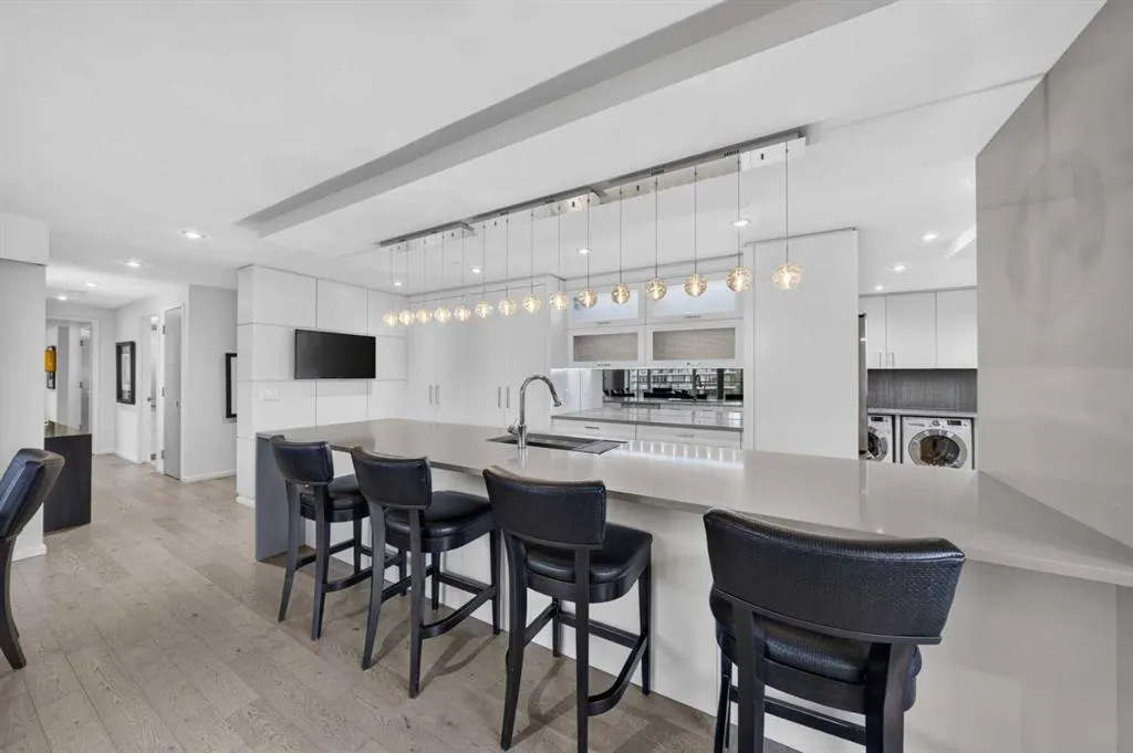 3232 Rideau Place SW #506 507