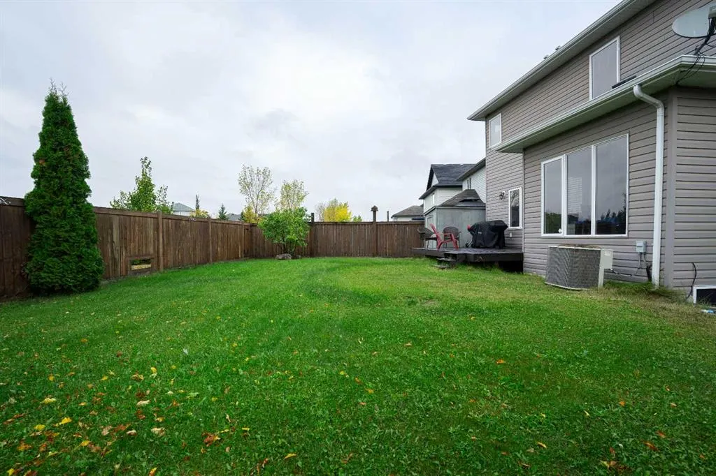 163 Rattlepan Creek Crescent