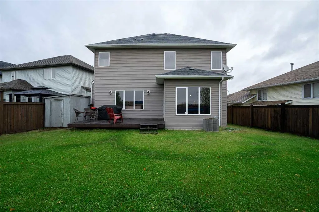 163 Rattlepan Creek Crescent