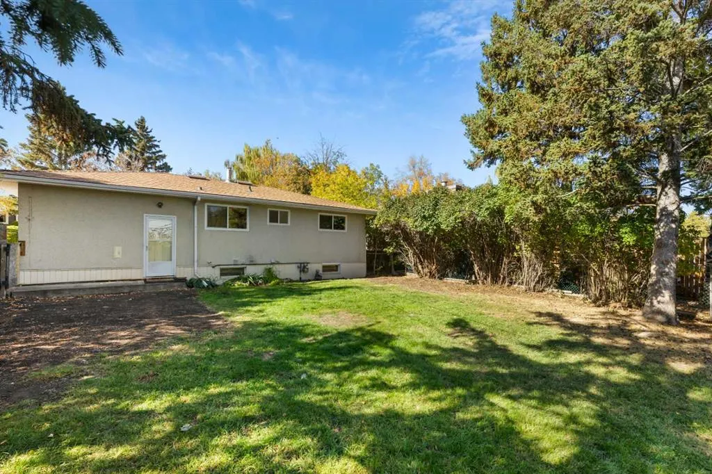 114 Havenhurst Crescent SW