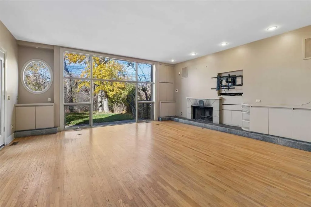 620 Rideau Road SW