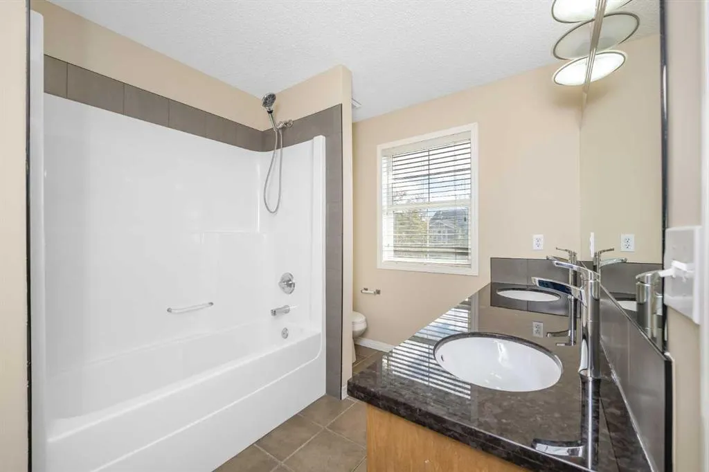 304 Evanston View NW