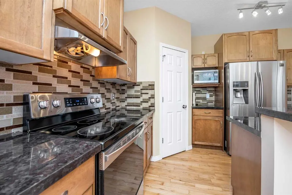 304 Evanston View NW