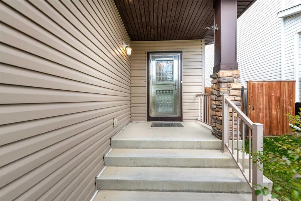 304 Evanston View NW