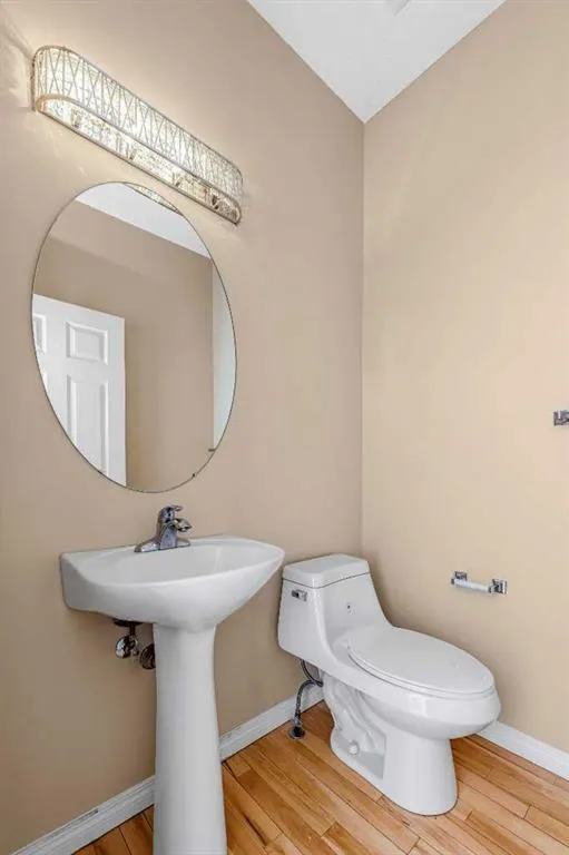 304 Evanston View NW