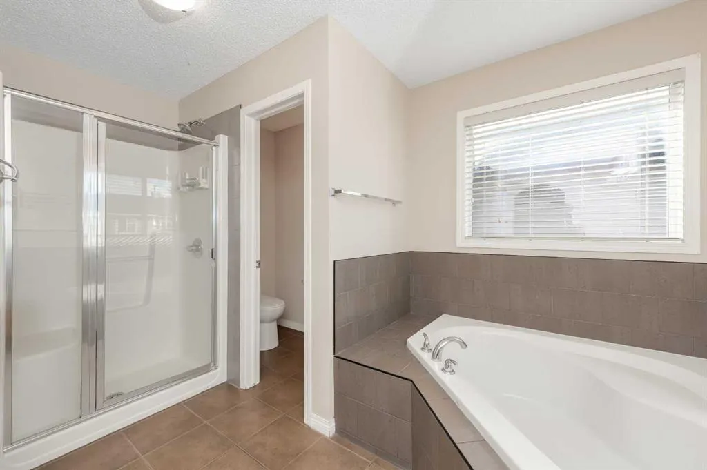 304 Evanston View NW