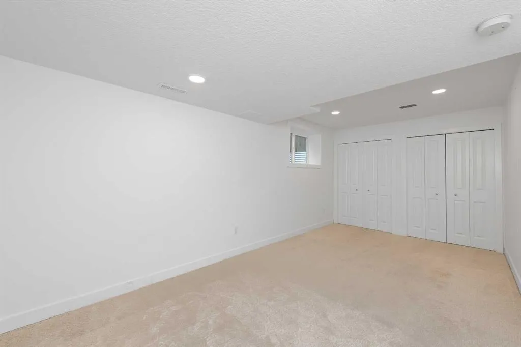 304 Evanston View NW
