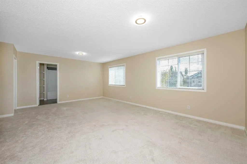 304 Evanston View NW