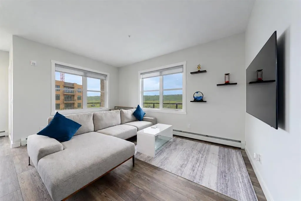 125 Wolf Hollow Crescent SE #305