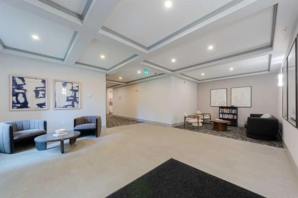 125 Wolf Hollow Crescent SE #305