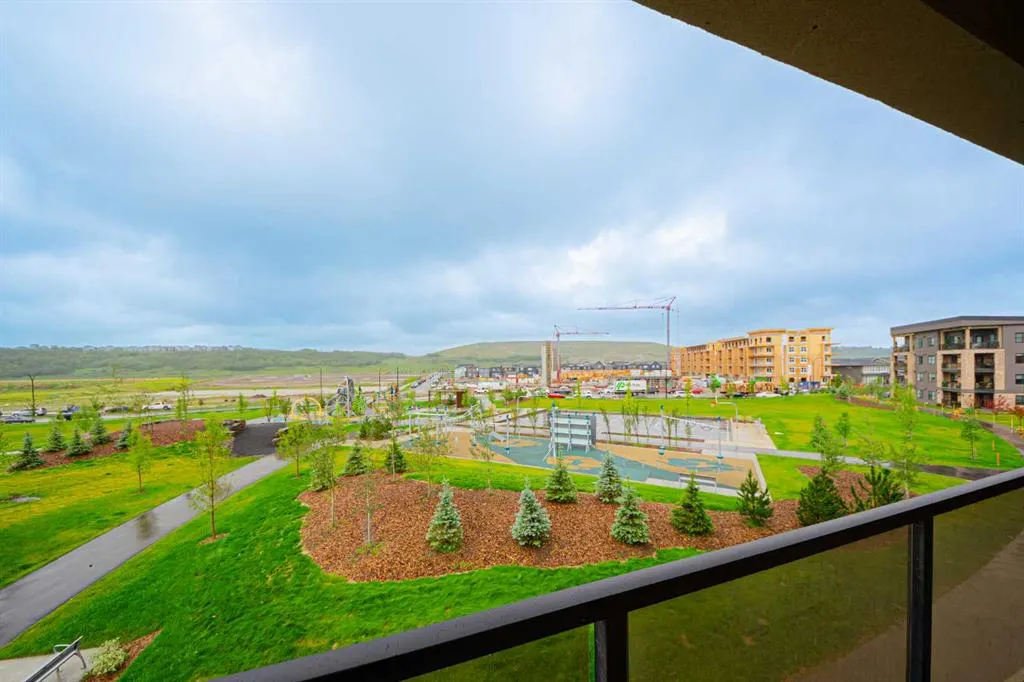 125 Wolf Hollow Crescent SE #305