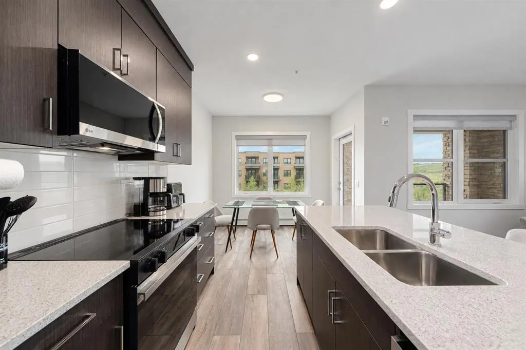125 Wolf Hollow Crescent SE #305