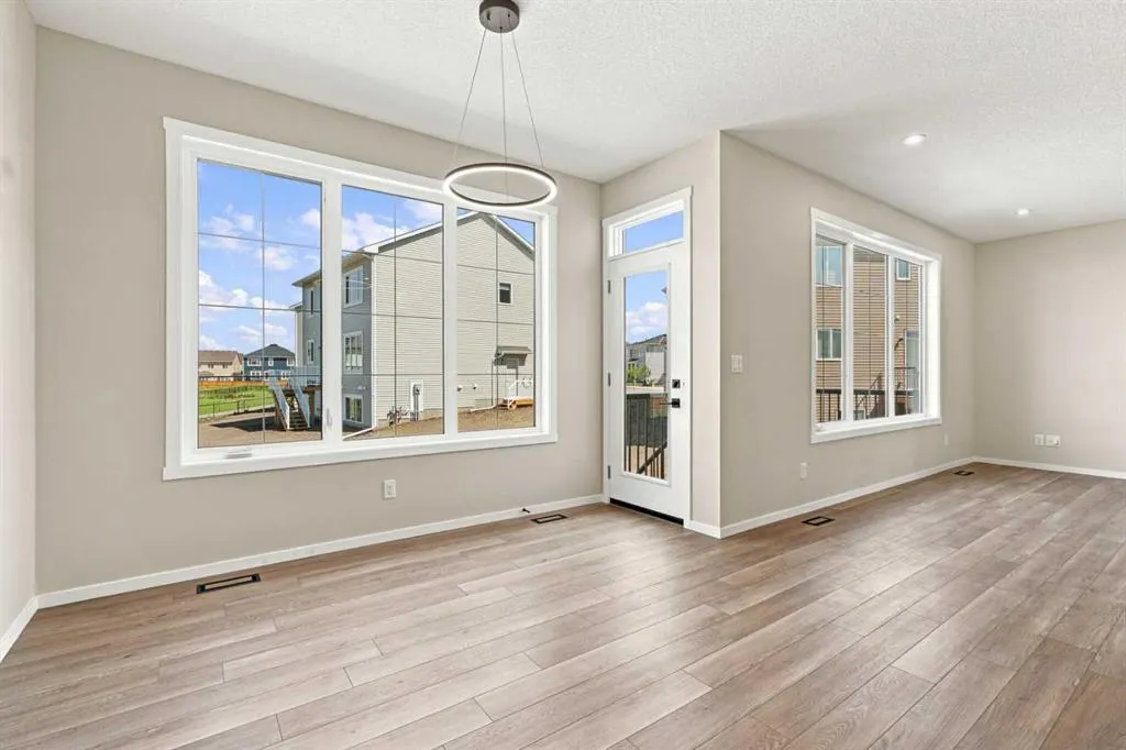 46 Cityline Common NE