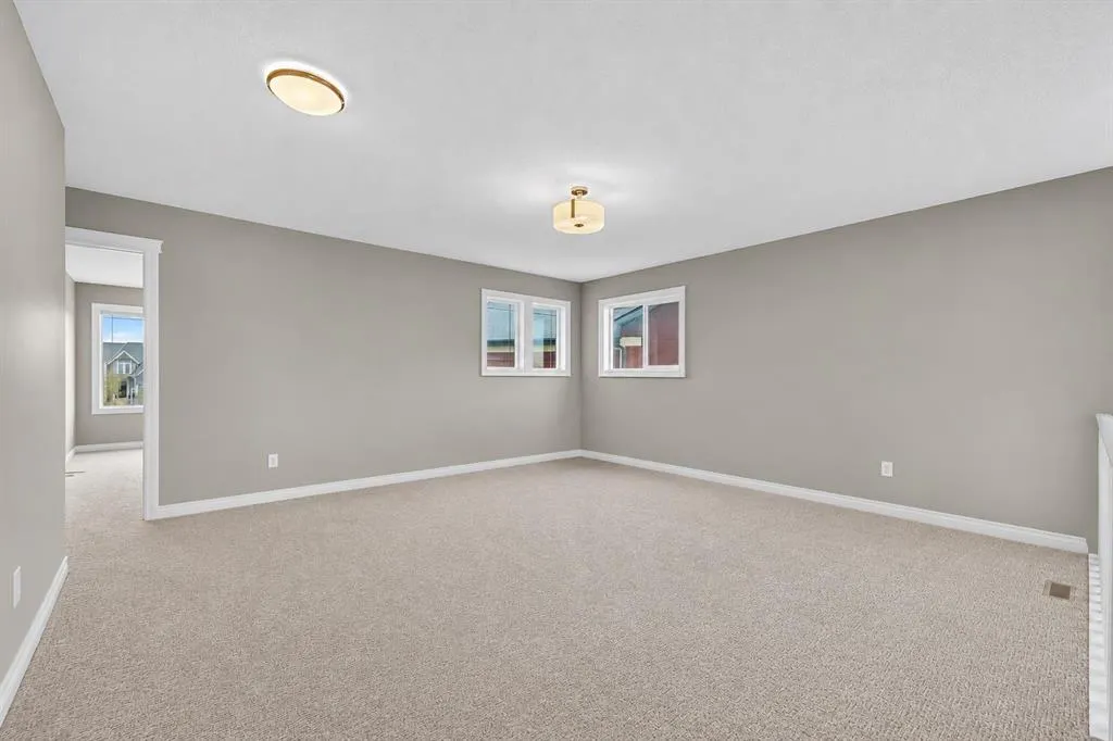 30 Evansborough View NW