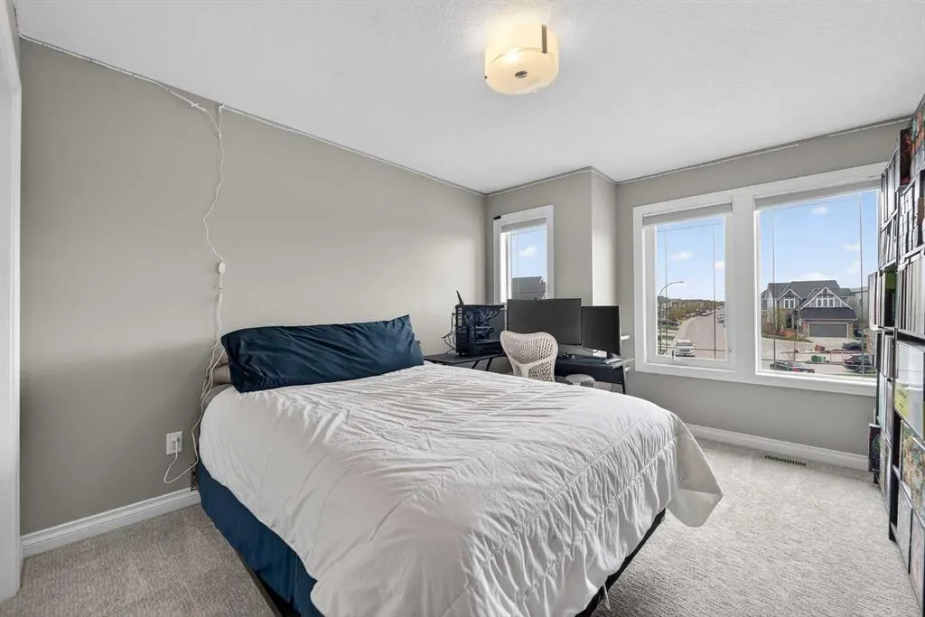 30 Evansborough View NW