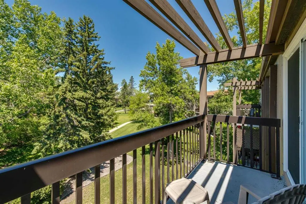 8948 Elbow Drive SW #482