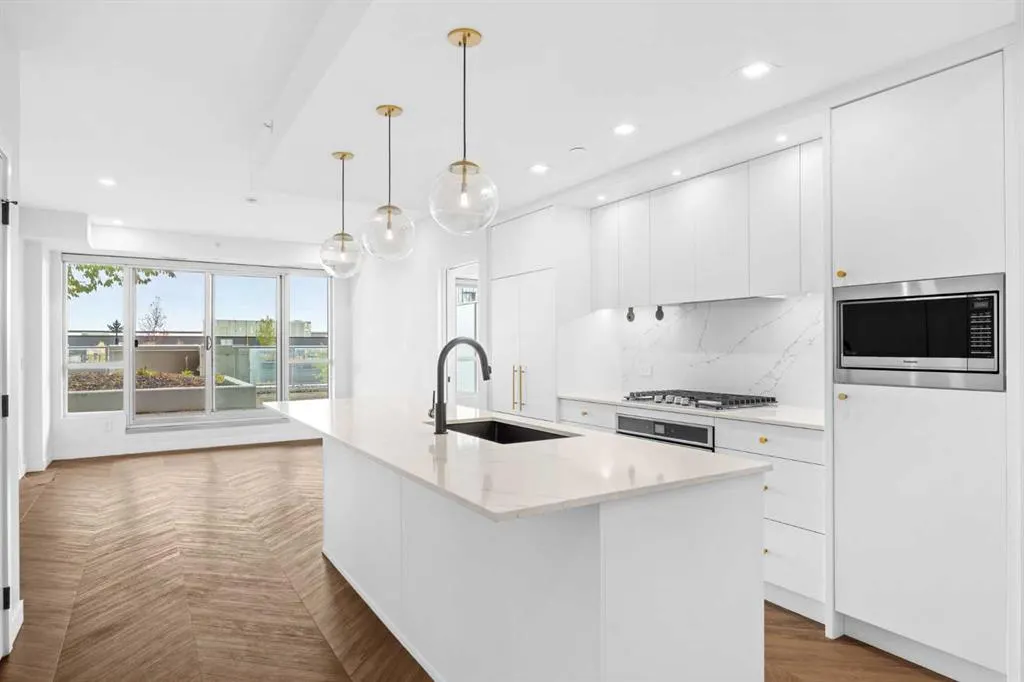 8505 Broadcast Avenue SW #209