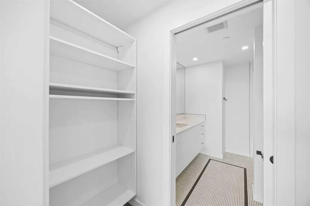 8505 Broadcast Avenue SW #209