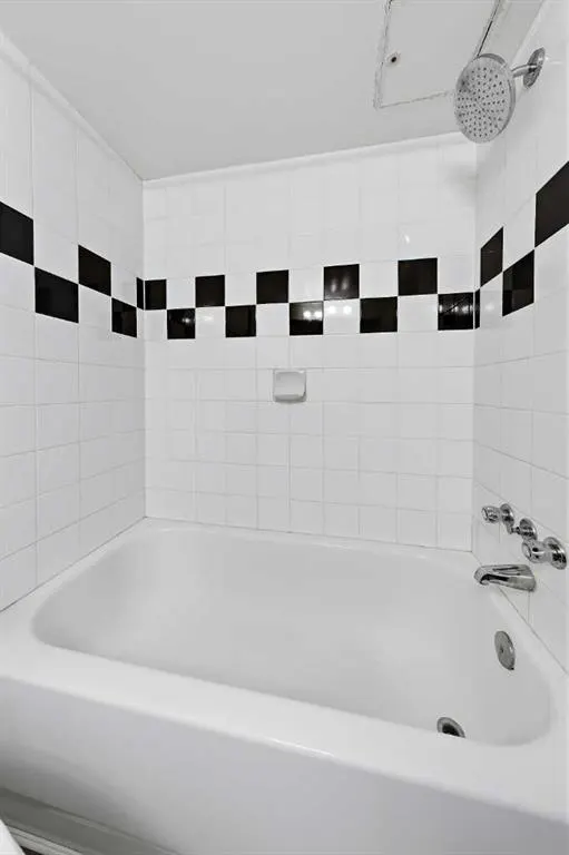 1328 13 Avenue SW #302