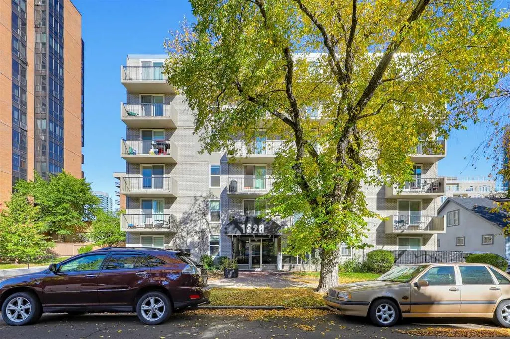 1328 13 Avenue SW #302