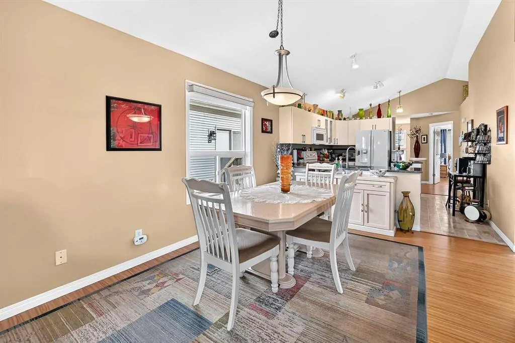 84 TUSCANY VALLEY Drive NW