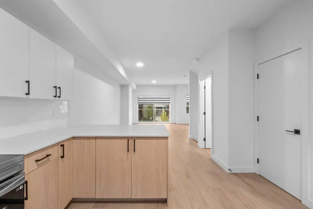 18110 28 Avenue SW #52